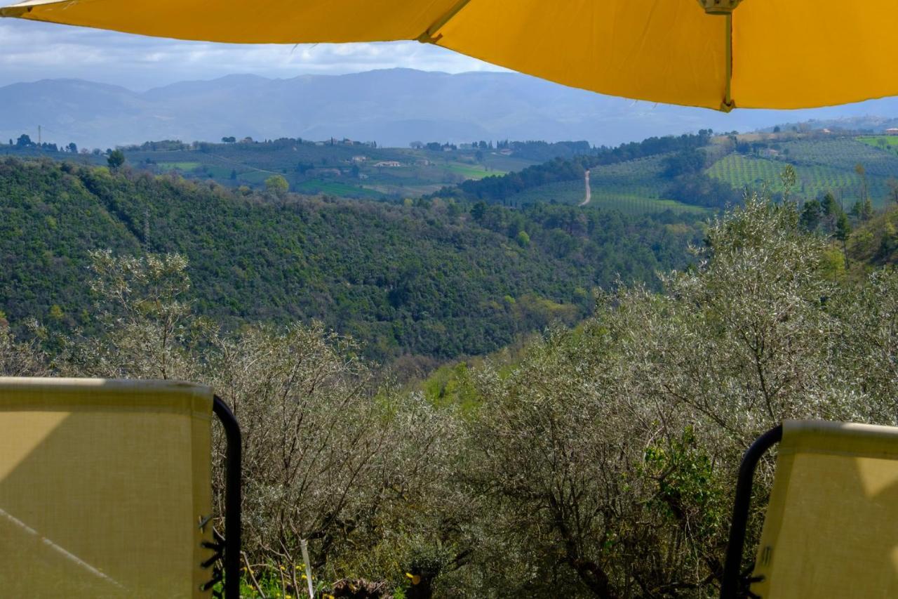 Le Case Gialle Gualdo Cattaneo Esterno foto
