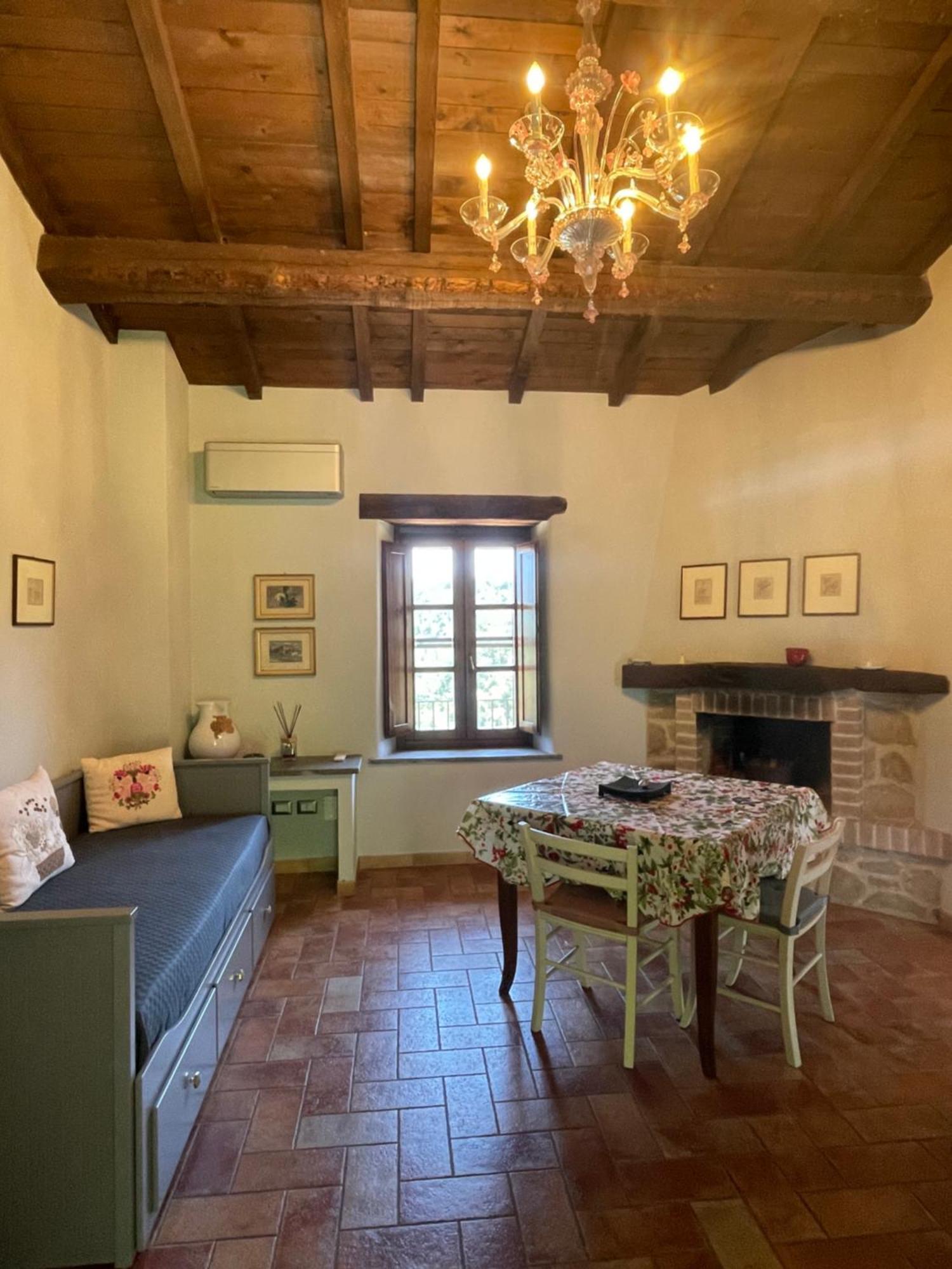 Le Case Gialle Gualdo Cattaneo Esterno foto
